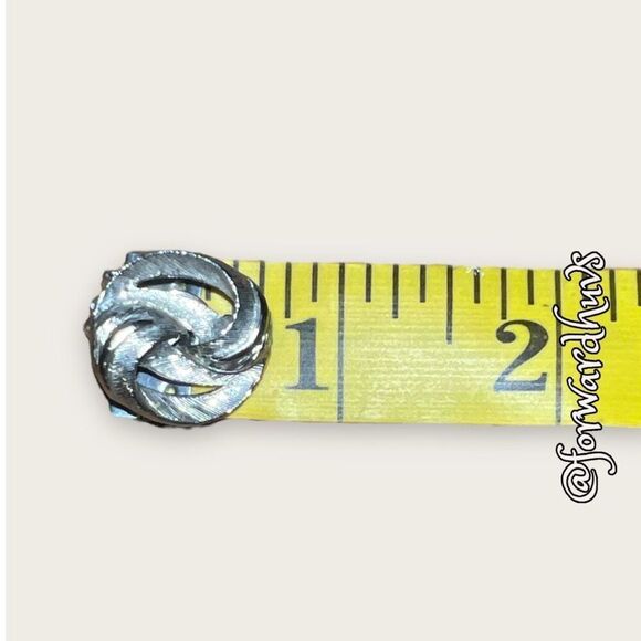 Vintage Silver Tone Clip On Earrings - Picture 10 of 12